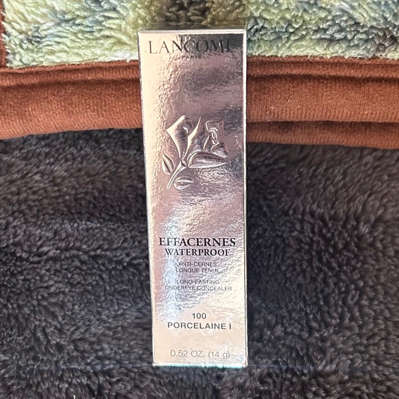 Lancome Effacernes Waterproof Long-Lasting Under Eye Concealer 100 Porcelaine - Picture 3 of 3